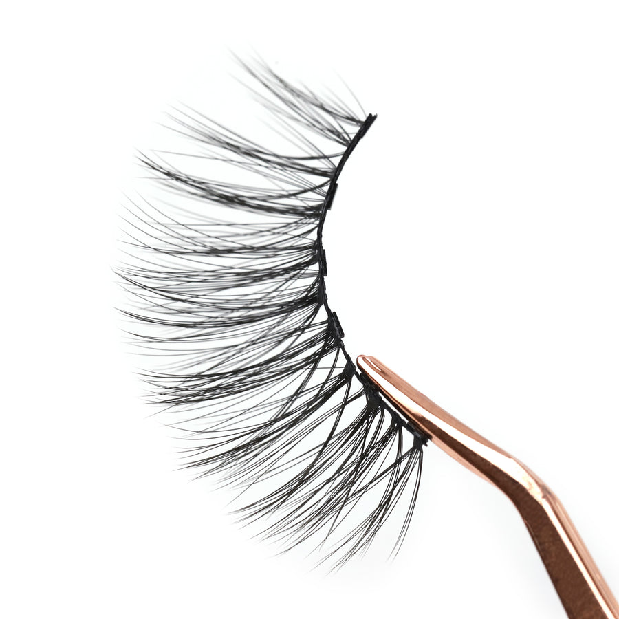 Fluttery Magnetic Eyelashes - PaintLab