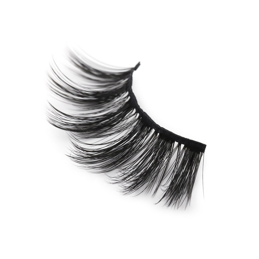 Lushy Magnetic Eyelashes - PaintLab