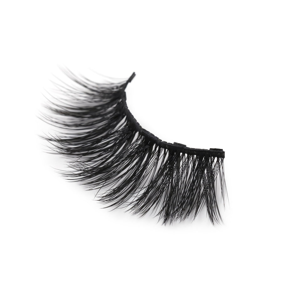 Bae Magnetic Eyelashes details