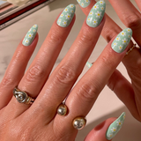 Daisy Press-on Nails - PaintLab