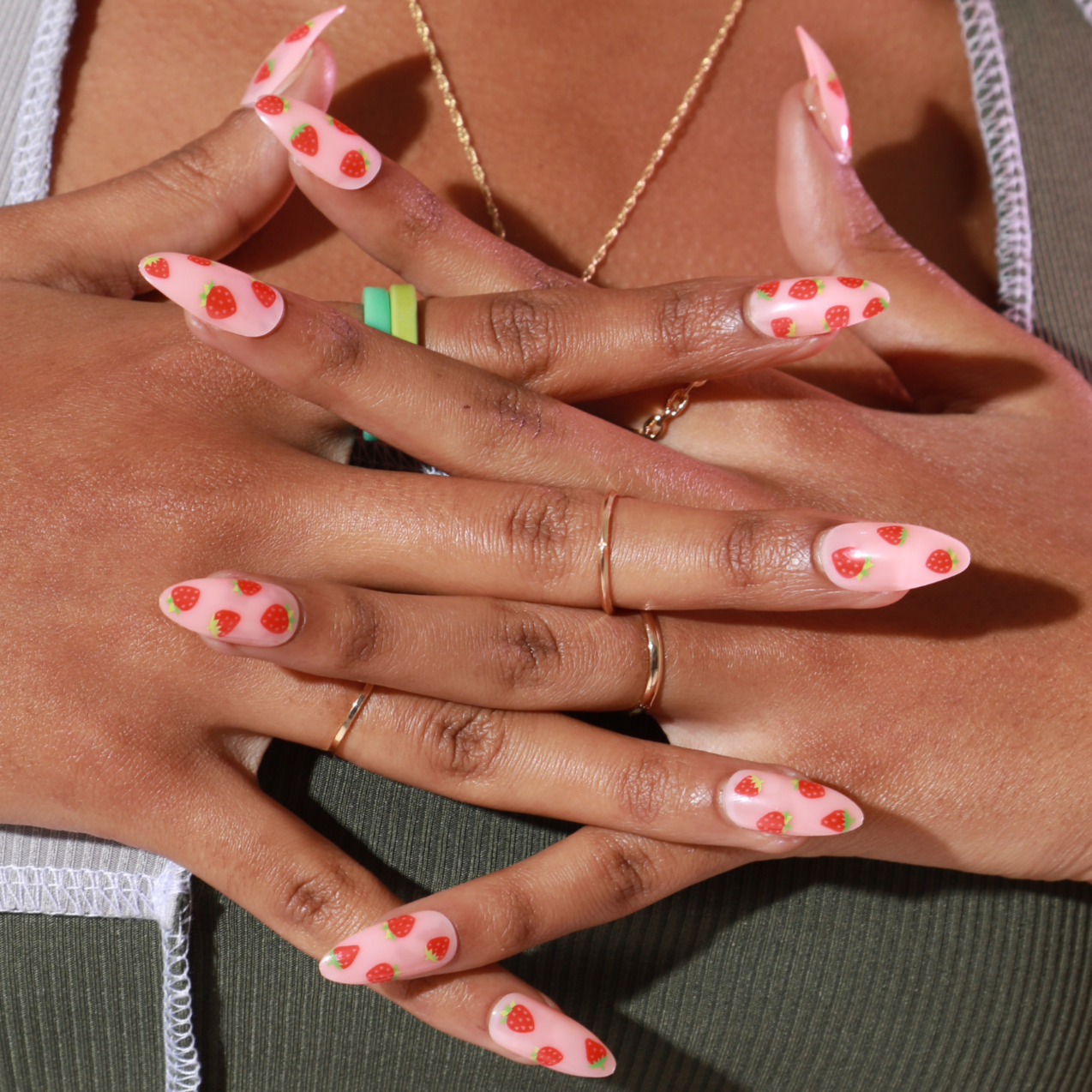 So Strawberry Press-on Nails - PaintLab