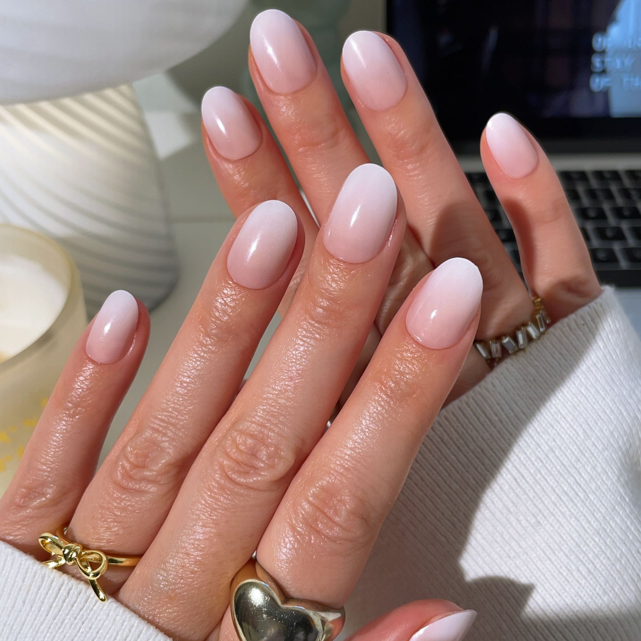 Milky Gradient Press-on Nails - PaintLab